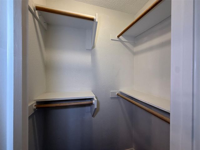 3636 Lake Street, Houston, TX 77098