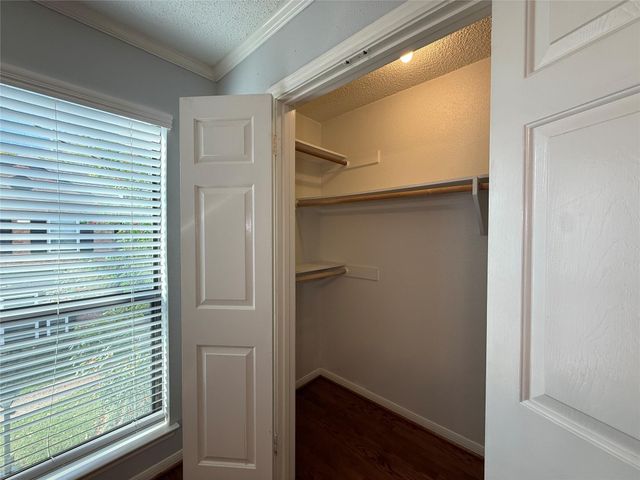 3636 Lake Street, Houston, TX 77098