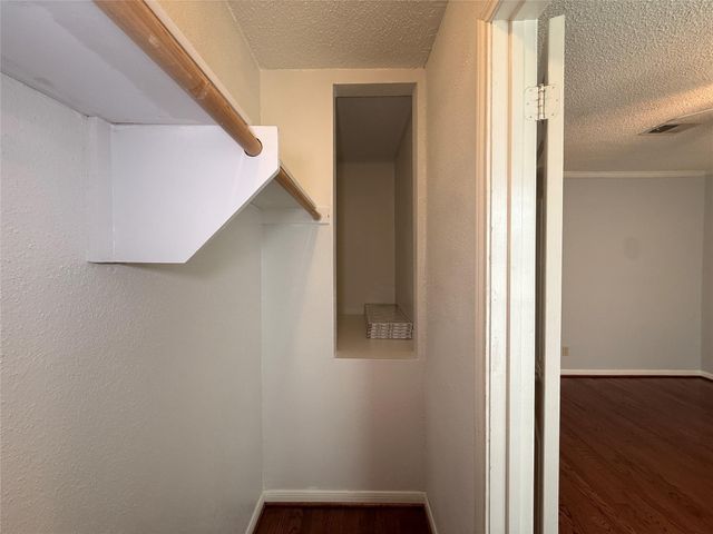 3636 Lake Street, Houston, TX 77098