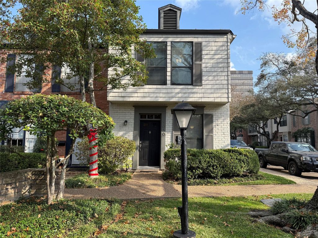 3636 Lake Street, Houston, TX 77098