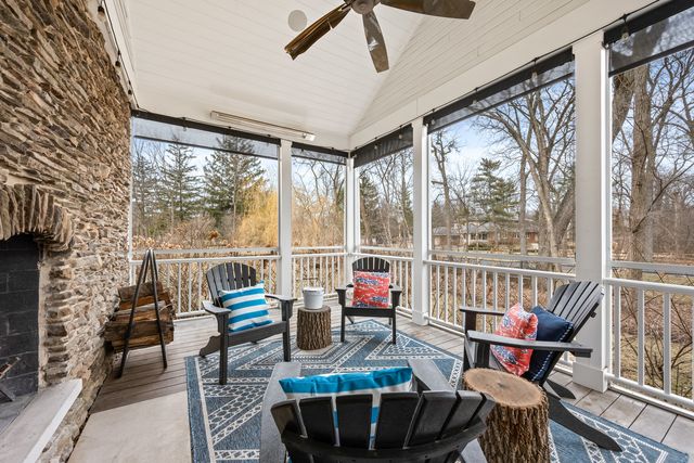 800 Glenview Road, Glenview, IL 60025