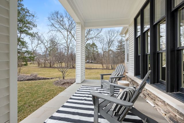 800 Glenview Road, Glenview, IL 60025