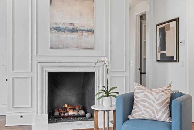 800 Glenview Road, Glenview, IL 60025