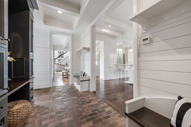 800 Glenview Road, Glenview, IL 60025