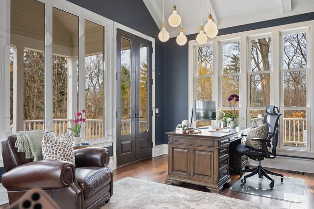 800 Glenview Road, Glenview, IL 60025