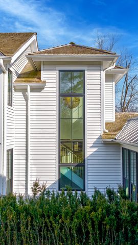 800 Glenview Road, Glenview, IL 60025