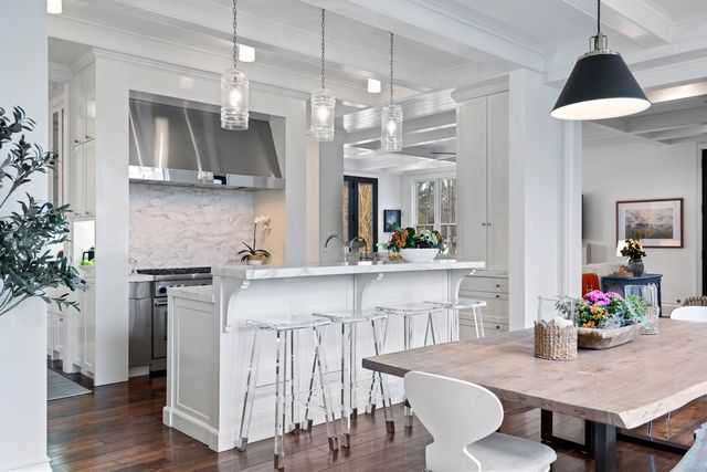 800 Glenview Road, Glenview, IL 60025