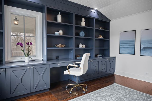 800 Glenview Road, Glenview, IL 60025