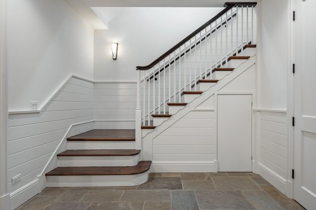 800 Glenview Road, Glenview, IL 60025