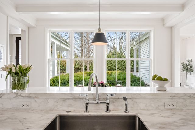 800 Glenview Road, Glenview, IL 60025