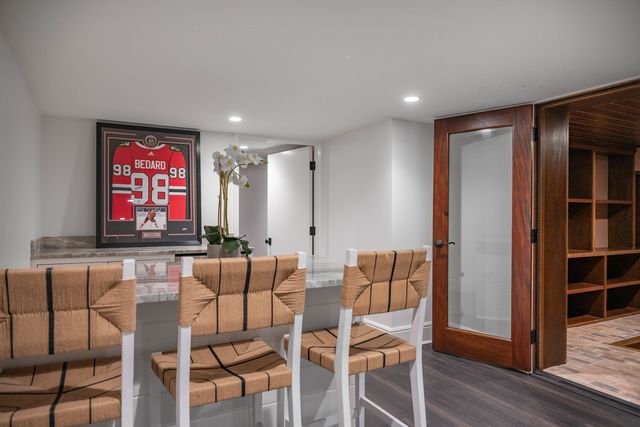 800 Glenview Road, Glenview, IL 60025