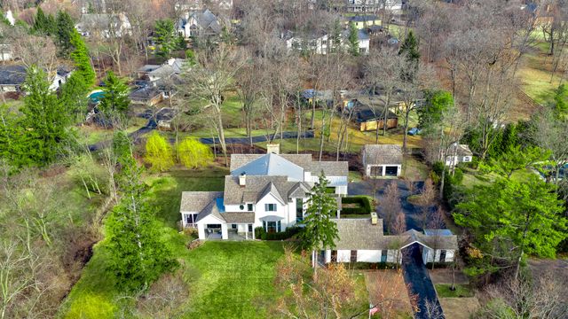 800 Glenview Road, Glenview, IL 60025