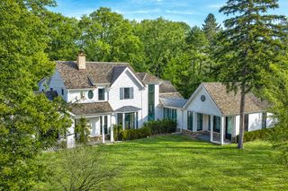 800 Glenview Road, Glenview, IL 60025