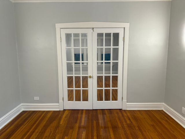 229 Washington Boulevard 1S, Oak Park, IL 60302