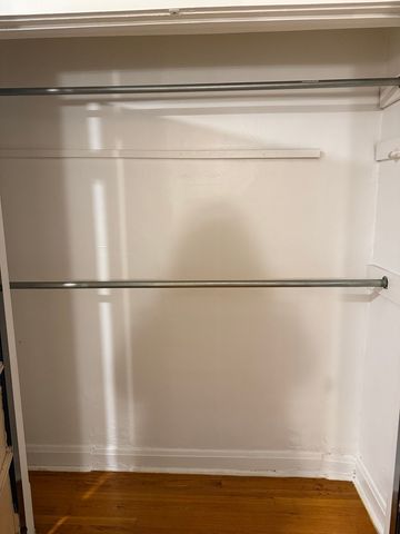 229 Washington Boulevard 1S, Oak Park, IL 60302