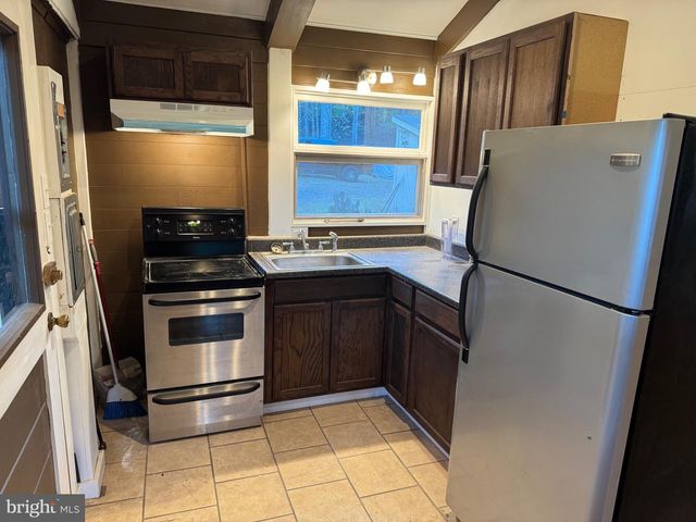272 JUNIPER DR, Front Royal, VA 22630