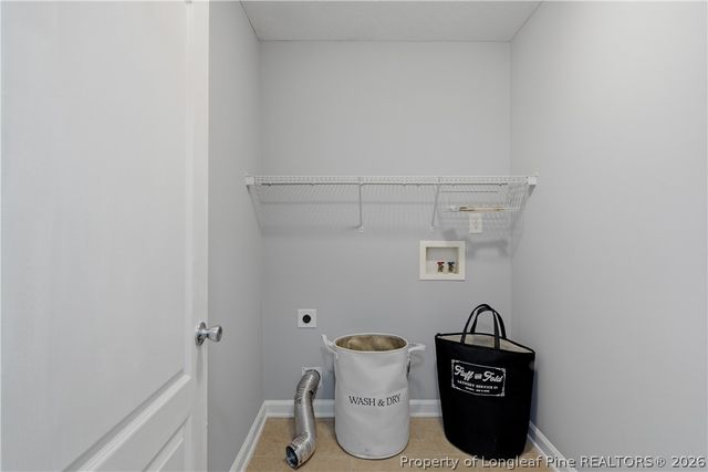 263 Thorncliff Drive, Raeford, NC 28376