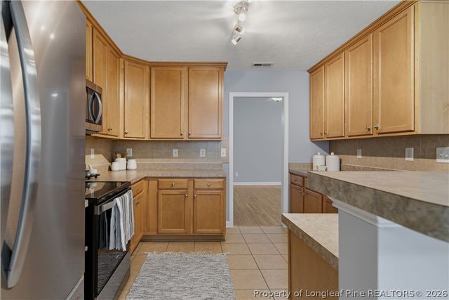 263 Thorncliff Drive, Raeford, NC 28376