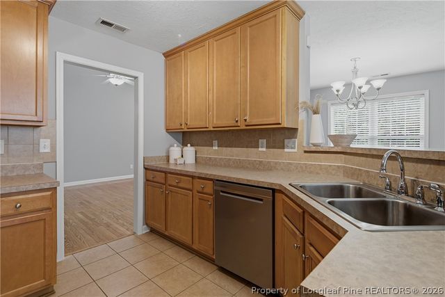 263 Thorncliff Drive, Raeford, NC 28376