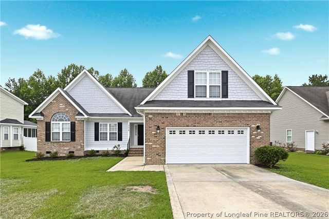 263 Thorncliff Drive, Raeford, NC 28376
