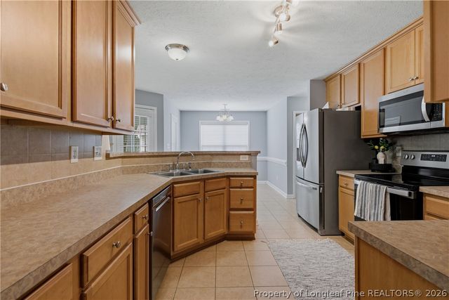 263 Thorncliff Drive, Raeford, NC 28376