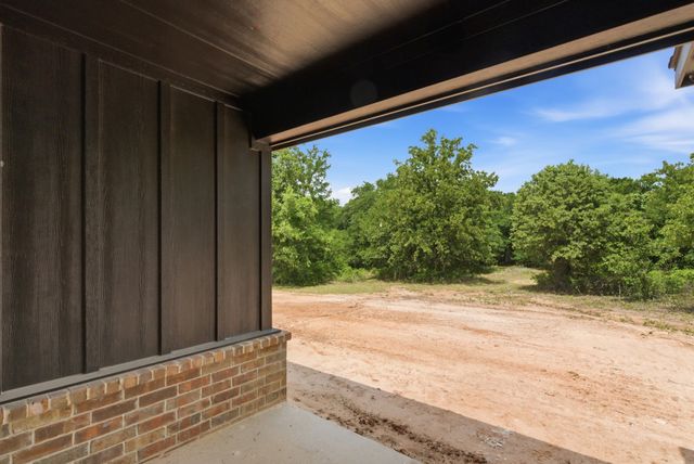 105 Graystone, Weatherford, TX 76088