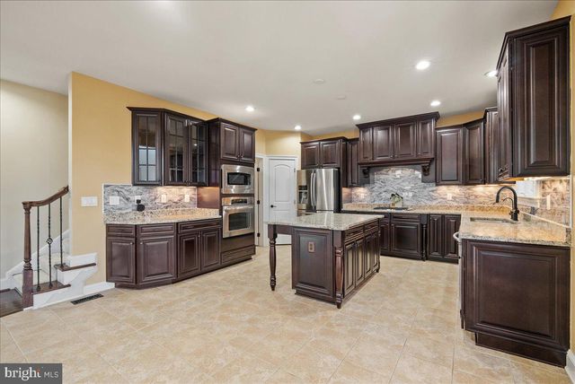 42470 FAWN MEADOW PL, Chantilly, VA 20152
