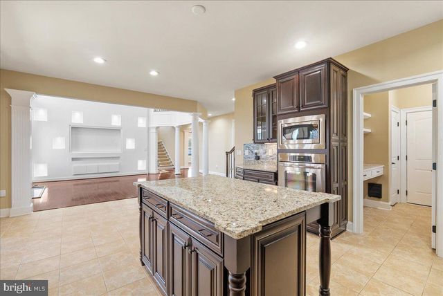 42470 FAWN MEADOW PL, Chantilly, VA 20152