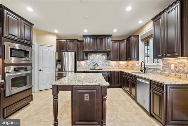 42470 FAWN MEADOW PL, Chantilly, VA 20152