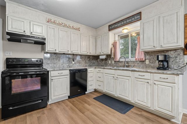 1704 Thornton Ferry Road, Hot Springs, AR 71913