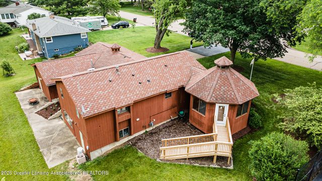 6232 Chieho Drive, Lansing, MI 48917