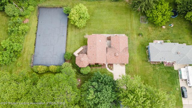 6232 Chieho Drive, Lansing, MI 48917