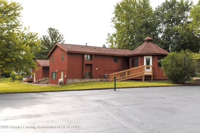 6232 Chieho Drive, Lansing, MI 48917