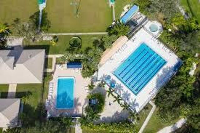 3705 SW Quail Meadow Trail E, Palm City, FL 34990