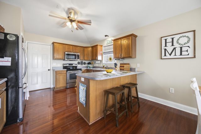 4902 MELISSA DR, Columbia, MO 65202