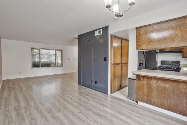 5901 Casa Alegre, Carmichael, CA 95608