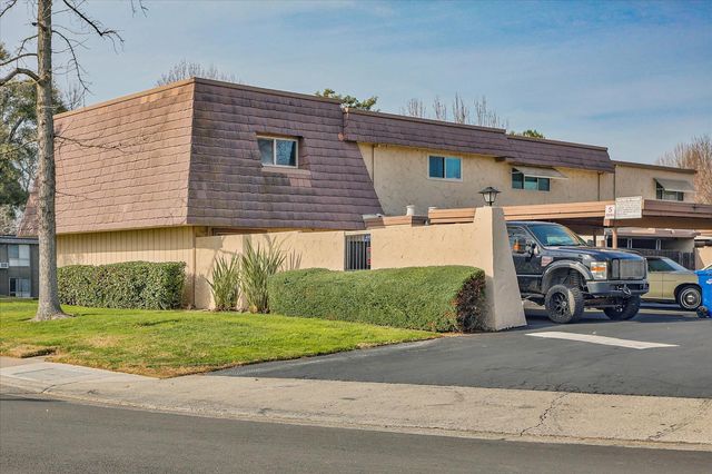 5901 Casa Alegre, Carmichael, CA 95608