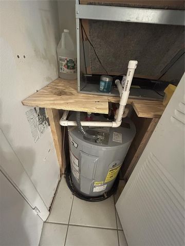 11485 OAKHURST ROAD 200-318, Largo, FL 33774