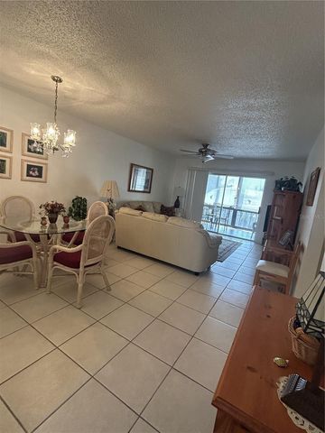 11485 OAKHURST ROAD 200-318, Largo, FL 33774