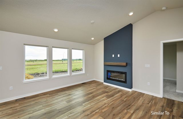 1047 NW Yorktown Drive, Waukee, IA 50263