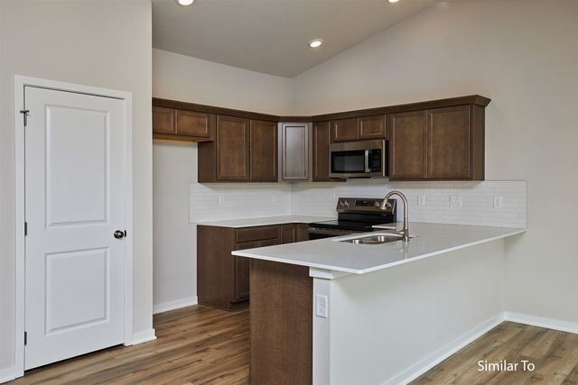 1047 NW Yorktown Drive, Waukee, IA 50263