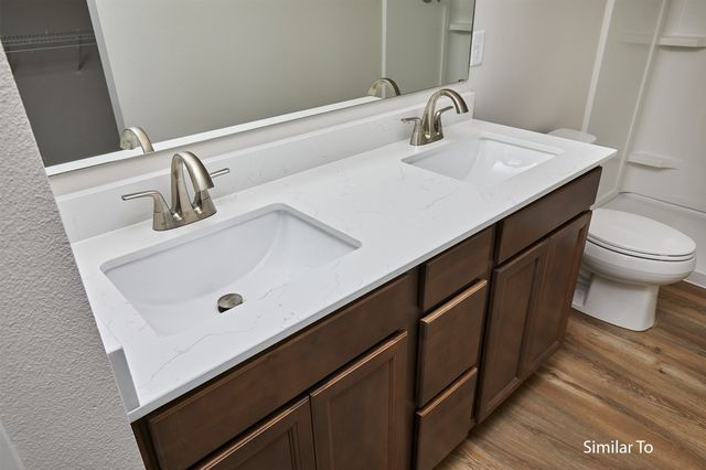 1047 NW Yorktown Drive, Waukee, IA 50263