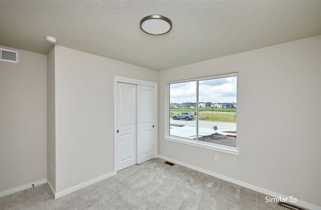 1047 NW Yorktown Drive, Waukee, IA 50263