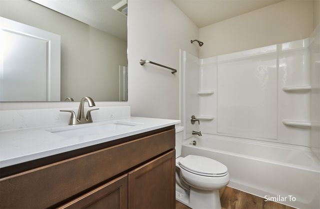 1047 NW Yorktown Drive, Waukee, IA 50263