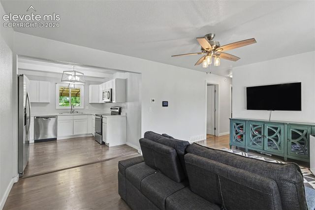 152 Rose Drive, Colorado Springs, CO 80911