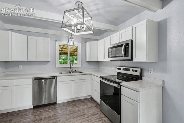 152 Rose Drive, Colorado Springs, CO 80911