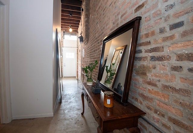 2021 S Throop Street, Chicago, IL 60608