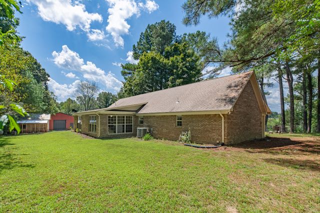 812 Good Hope Rd, Leoma, TN 38468