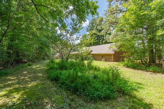 812 Good Hope Rd, Leoma, TN 38468