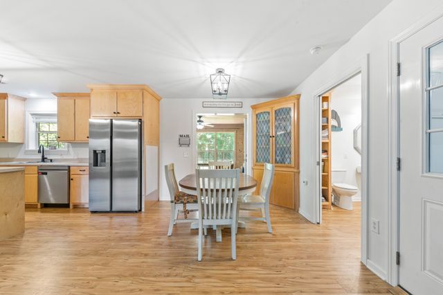 812 Good Hope Rd, Leoma, TN 38468